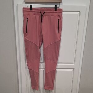 Motion By Coalition Leggings